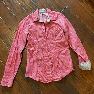 Cinch patterned button-up
